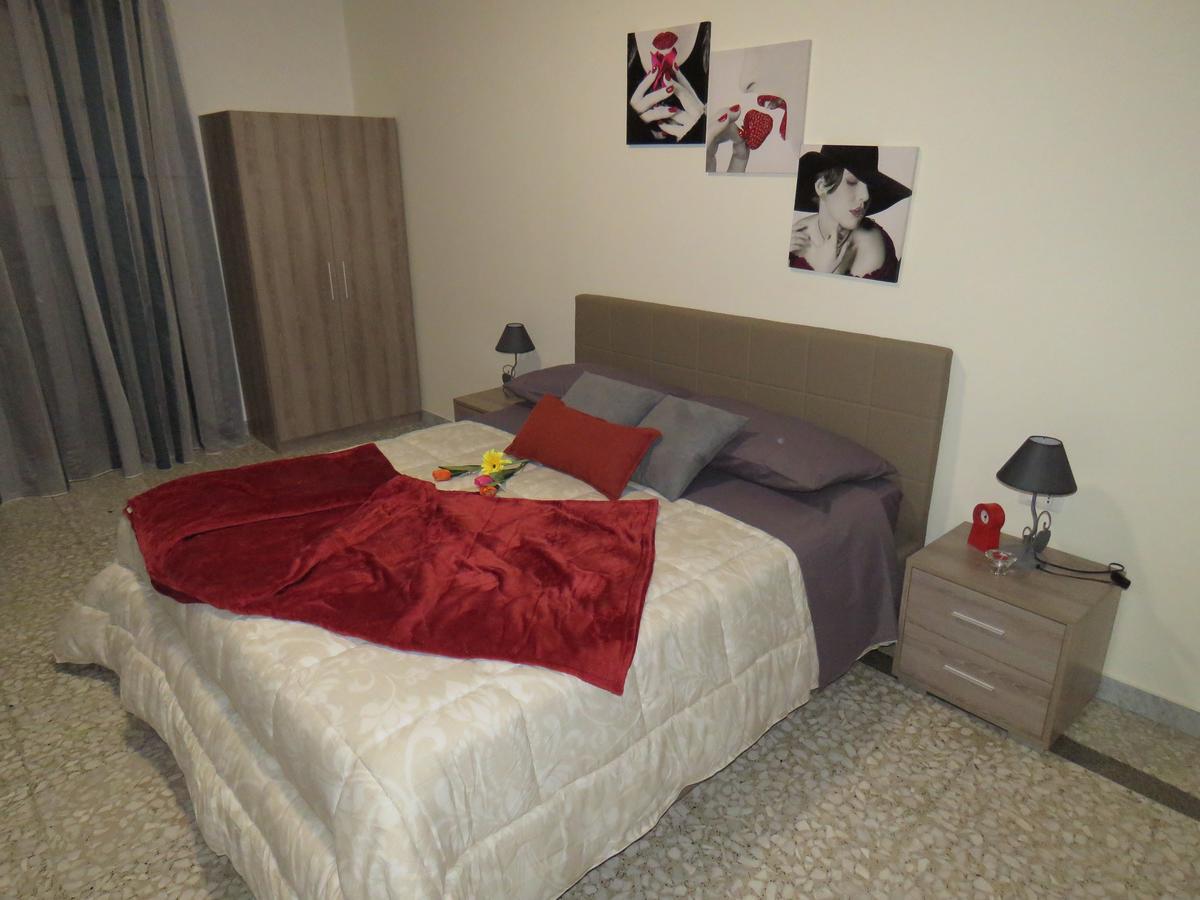B & B Leti Battipaglia Exterior photo